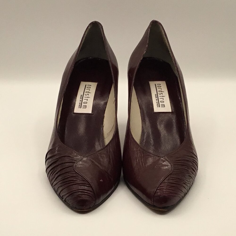 Nordstrom Burgundy Heel Shoe